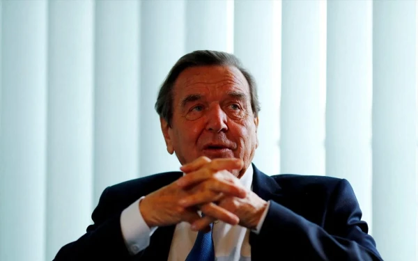 Γερμανία: Ο πρώην καγκελάριος Σρέντερ υπερασπίζεται ξανά την φιλορωσική πολιτική του