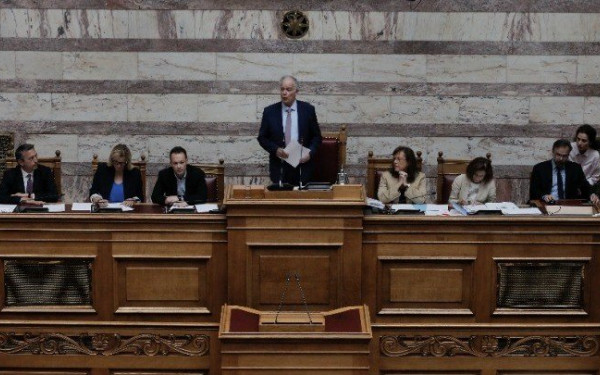 Bουλή: Πεντακομματικό Προεδρείο - Χωρίς αντιπροέδρους Σπαρτιάτες, Νίκη και Πλεύση Ελευθερίας