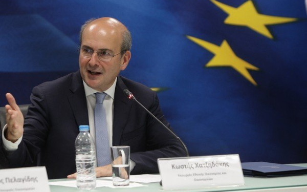 To νέο νομοσχέδιο για μισθούς, αφορολόγητο και εισοδήματα - Παράταση του Market Pass ως τον Οκτώβριο