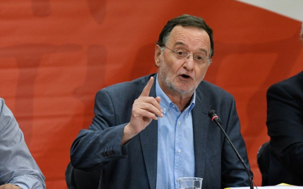 Παν. Λαφαζάνης: Προεκλογική παροχολογία μέλλοντος στο Ζάππειο, 40 πρώτες κατοικίες στο σφυρί σήμερα