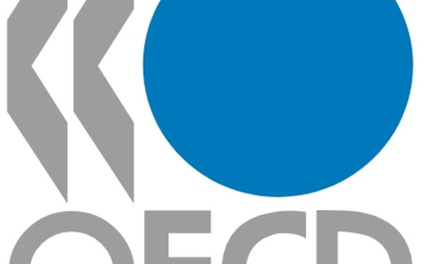 Σταδιακή ανάκαμψη της ελληνικής οικονομίας από το 2021 "βλέπει" ο ΟΟΣΑ