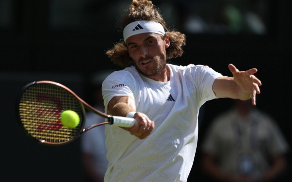 Τένις: Απίστευτος Τσιτσιπάς, γύρισε το ματς με τον Μάρεϊ και προκρίθηκε στον 3ο γύρο του Γουίμπλεντον (βίντεο)