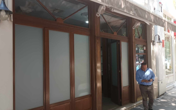 Διάρρηξη στα γραφεία του Στέλιου Αγγελούδη στο κέντρο της Θεσσαλονίκης - Μαφιόζικες πρακτικές καταγγέλλει ο υποψήφιος δήμαρχος