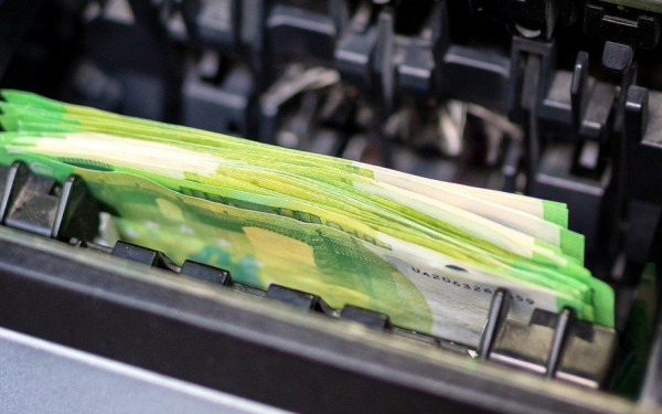 ΕΦΚΑ και ΔΥΠΑ: Ανακοινώθηκε το πρόγραμμα πληρωμών συντάξεων, εφάπαξ και επιδομάτων