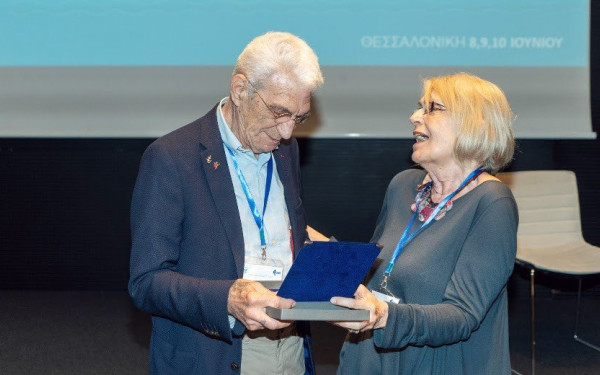 Τιμητική βράβευση του Γιάννη Μπουτάρη