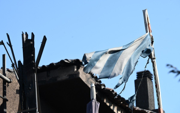 Ξεκίνησαν οι αυτοψίες και οι καταγραφές των ζημιών από την πυρκαγιά στην Ανατολική Αττική	