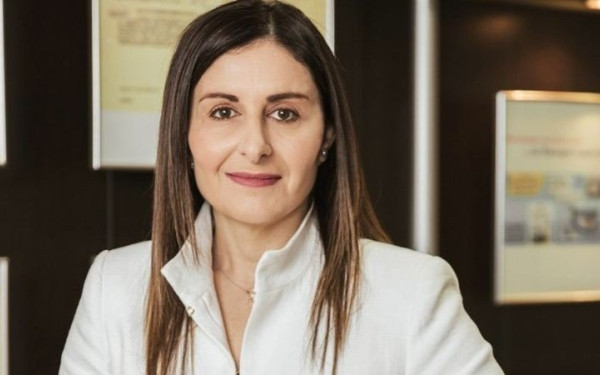 Στην Αθήνα η υφυπουργός Ναυτιλίας της Κύπρου - Την Πέμπτη συνάντηση με Μ. Βαρβιτσιώτη