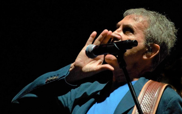 Η νέα ημερομηνία για τη συναυλία του Γιώργου Νταλάρα στη Θεσσαλονίκη