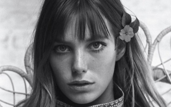 Ποια ήταν η Τζέιν Μπίρκιν και πώς επηρέασε τη μόδα