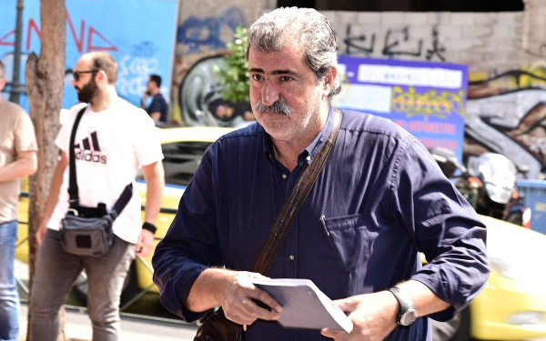 Άναψαν τα «διαδικτυακά» αίματα στον ΣΥΡΙΖΑ - Κόντρα Πολάκη με τον διευθυντή της «Αυγής»