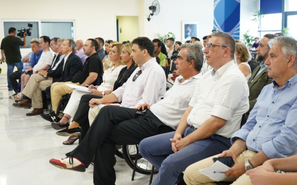 Ο ΠΣΑΤ βράβευσε τον φίλο του ΠΑΟΚ, μαχητή της ζωής και μεγάλο πρωταγωνιστή του τελικού του κυπέλλου Ελλάδας (βίντεο, φωτ.)