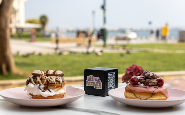 «Royal donuts»: Οι πιο βασιλικές γεύσεις της πόλης 
