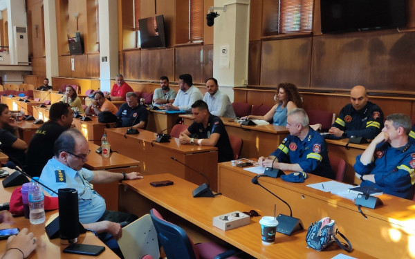 Καλαμαριά: Περιφρούρηση στο πρώην στρατόπεδο Κόδρα για την αποφυγή πυρκαγιών