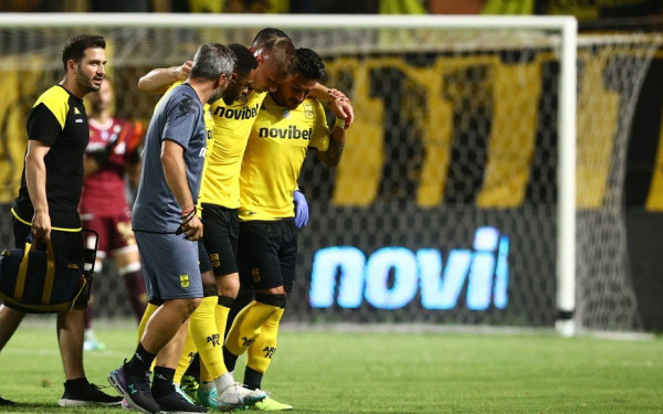 Ο Άρης νίκησε με 3-1 τον Εθνικό Άχνας αλλά έχασε τον Μπράμπετς