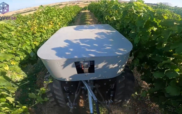 Θεσσαλονίκη: Ένα ρομπότ πηγαίνει μόνο του στο χωράφι για αγροτικές εργασίες