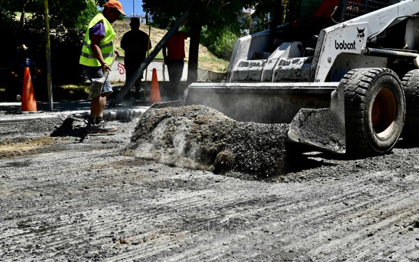 Θεσσαλονίκη: Ασφαλτόστρωση στην Γεωργίου Παπανδρέου 