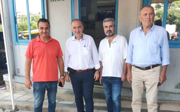 Με τους εργαζόμενους στον τερματικό σταθμό του ΟΑΣΘ στα Μετέωρα συναντήθηκε ο υποψήφιος δήμαρχος Παύλου Μελά Γ. Λίλτσης