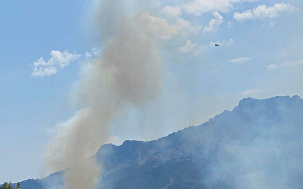 Υψηλός και σήμερα ο κίνδυνος εκδήλωσης πυρκαγιάς στη Χαλκιδική - Απαγόρευση κυκλοφορίας σε τρεις περιοχές 