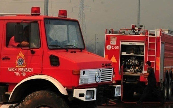 Υπό έλεγχο τέθηκε πυρκαγιά που ξέσπασε στη Κηφισιά