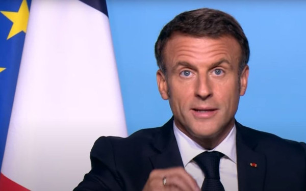 Γαλλία: Διάγγελμα Μακρόν για το μεταναστευτικό - Το νομοσχέδιο ψηφίσθηκε με τη στήριξη της άκρας δεξιάς