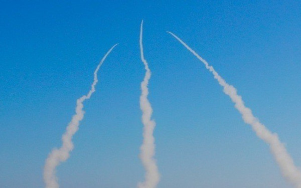 FT: Η Ουκρανία χρησιμοποιεί βορειοκορεατικούς πυραύλους εναντίον των ρωσικών δυνάμεων