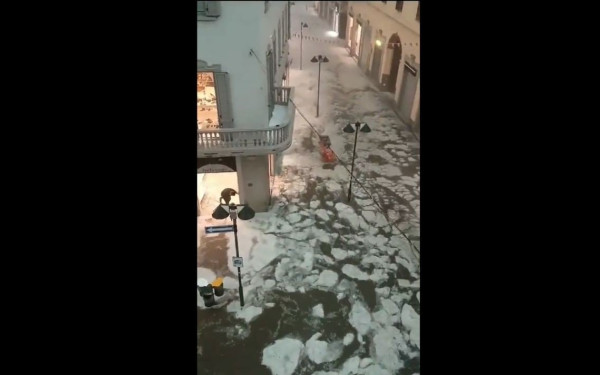 Ιταλία: Ζημιές σε σπίτια, πλημμύρες και τραυματισμοί από χαλαζόπτωση στο Μιλάνο (βίντεο)
