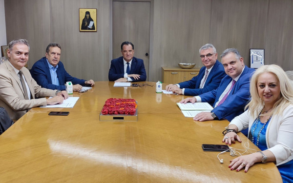 Με την διοίκηση της ΕΣΕΕ συναντήθηκε ο Άδωνις Γεωργιάδης