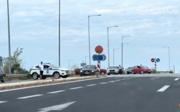 Κινηματογραφική καταδίωξη στην Εγνατία Οδό - Διακινητής μεταναστών κινούταν στο αντίθετο ρεύμα (βίντεο) 