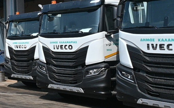 Δέκα νέα απορριμματοφόρα απέκτησε ο Δήμος Καλαμαριάς