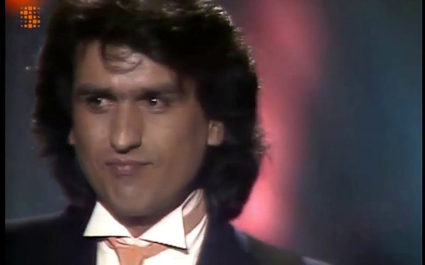 Ιταλία: Πέθανε ο Τότο Κουτούνιο - Ερμήνευσε το αξέχαστο "Un Italiano vero" (βίντεο)