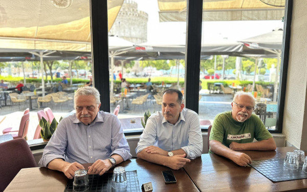 Η πρώτη κοινή εμφάνιση Πέγκα-Τζακόπουλου μετά τη σύμπραξη - «Πιστεύουμε στον προγραμματικό λόγο και τις συγκλίσεις» 