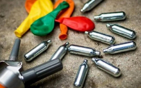 Ζάκυνθος: Εντοπίστηκαν 760 αμπούλες «αερίου γέλιου»