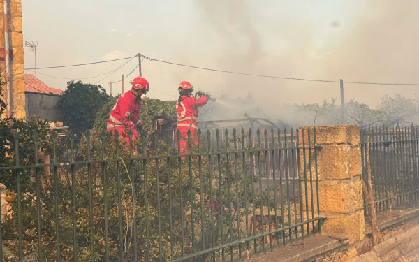Φωτιά στην Αλεξανδρούπολη: Νέα αναζωπύρωση στη Νίψα - Εντυπωσιακά πλάνα από Σινούκ που παίρνει μέρος στην κατάσβεση