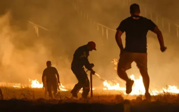 Ματώνει η ψυχή από τις εικόνες που κατέγραψε φωτογράφος στις πυρκαγιές του Έβρου - Δείτε το βίντεο Ματώνει η ψυχή από τις εικόνες που κατέγραψε φωτογράφος στις πυρκαγιές του Έβρου - Δείτε το βίντεο
