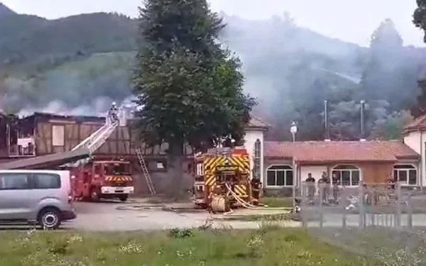 Φονική πυρκαγιά στη Γαλλία: Εννέα νεκροί, δύο αγνοούμενοι σε παραθεριστική κατοικία