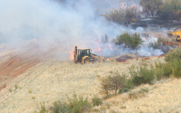Καβάλα: Σε επιφυλακή οι πυροσβεστικές δυνάμεις για τις αναζωπυρώσεις