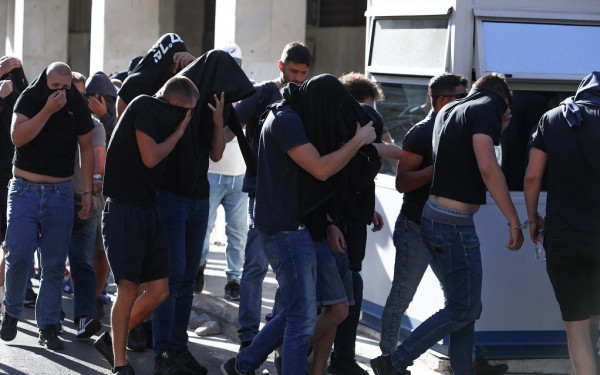 Νέα Φιλαδέλφεια: Στον ανακριτή σήμερα ο Έλληνας χούλιγκαν που συνελήφθη την Παρασκευή