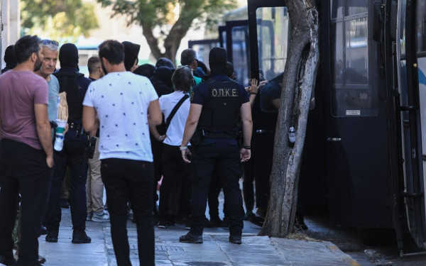 Νέα Φιλαδέλφεια: «Ασ'  τους… Πάνε να κοιμηθούν» - Η μοιραία εντολή για τους Κροάτες χούλιγκανς και οι λάθος εκτιμήσεις της ΕΛΑΣ 