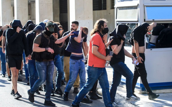 Νέα Φιλαδέλφεια: Προφυλακιστέοι όλοι οι χούλιγκανς - Στο «μικροσκόπιο» βίντεο και εξέταση DNA (βίντεο)