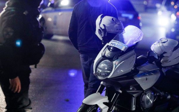 Συνελήφθη 37χρονος που απείλησε με πιστόλι μία γυναίκα σε καφέ στην Κυψέλη Συνελήφθη 37χρονος που απείλησε με πιστόλι μία γυναίκα σε καφέ στην Κυψέλη