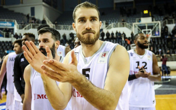 Μπάσκετ: Από τον Άρη ξανά στον ΠΑΟΚ ο Σχίζας (βίντεο)