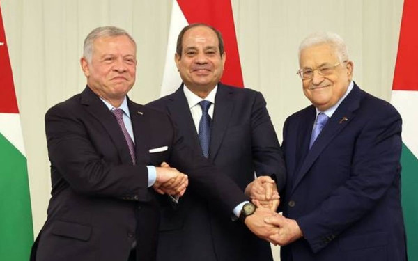 Τριμερής Αιγύπτου-Ιορδανίας-Παλαιστίνης: Μήνυμα για επίλυση του παλαιστινιακού έστειλαν οι ηγέτες 