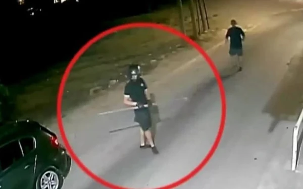 Νέα Φιλαδέλφεια: Το βίντεο που «κάρφωσε» τον οπαδό για τον οποίο εκδόθηκε ένταλμα σύλληψης