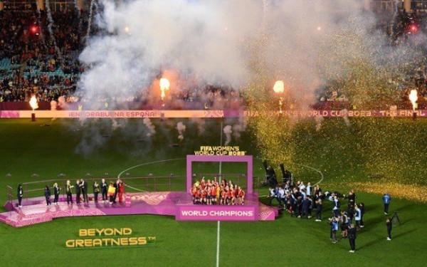 Άνδρες vs γυναίκες: Η σύγκριση των Μουντιάλ αντικατοπτρίζει τις έμφυλες διαφορές στο ποδόσφαιρο