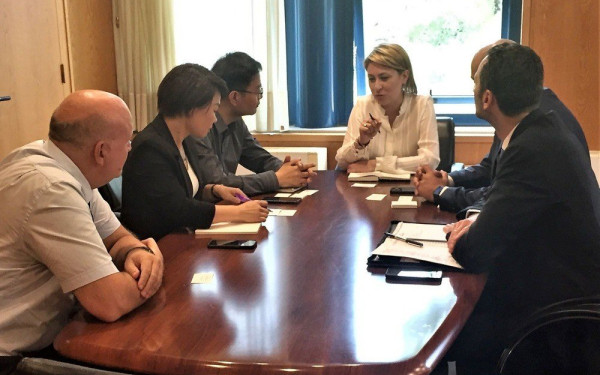 Χρ. Αλεξοπούλου: Συνάντηση με τους Κινέζους κατασκευαστές των ηλεκτροκίνητων λεωφορείων