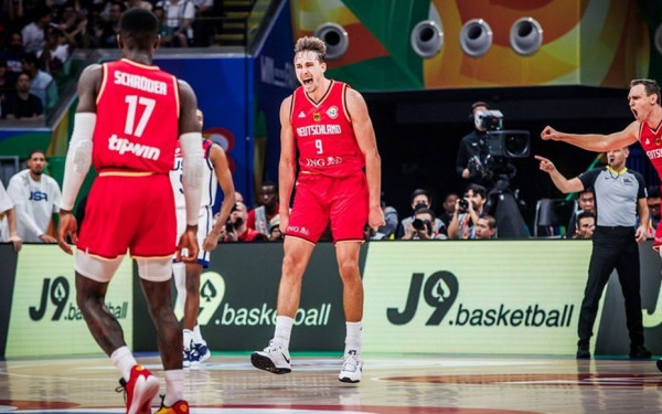 Μουντομπάσκετ: Το ΝΒΑ υποκλίθηκε στην Ευρώπη - Η τρομερή Γερμανία απέκλεισε τις ΗΠΑ (βίντεο)