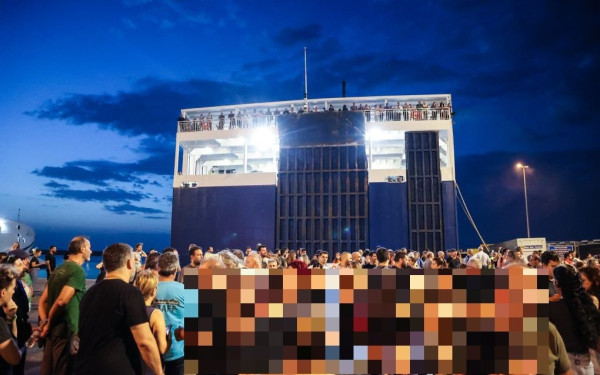 Blue Horizon: Απέπλευσε για Πειραιά με καθυστέρηση έξι ωρών, λόγω της διαμαρτυρίας για το θάνατο του 36χρονου