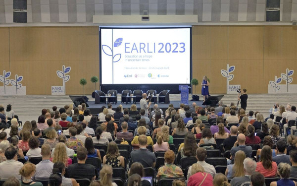 Οι εξελίξεις στη Διά Βίου Εκπαίδευση συζητήθηκαν στο διεθνές συνέδριο EARLI που διοργάνωσαν ΑΠΘ και ΠΑΜΑΚ