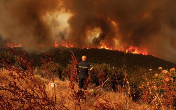 Από σήμερα οι αιτήσεις για την ενίσχυση των επιχειρήσεων που επλήγησαν από πλημμύρες και φωτιές το 2023