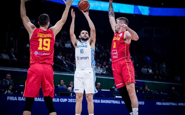 Ήττα από το Μαυροβούνιο και 15η θέση για την Ελλάδα στο Μουντομπάσκετ (βίντεο)